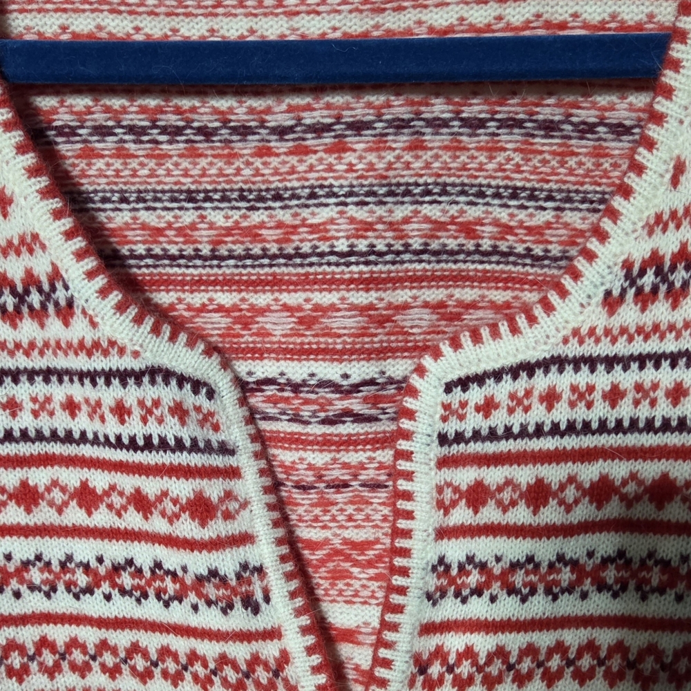 Moda International Red and Cream V-Neck Sweater